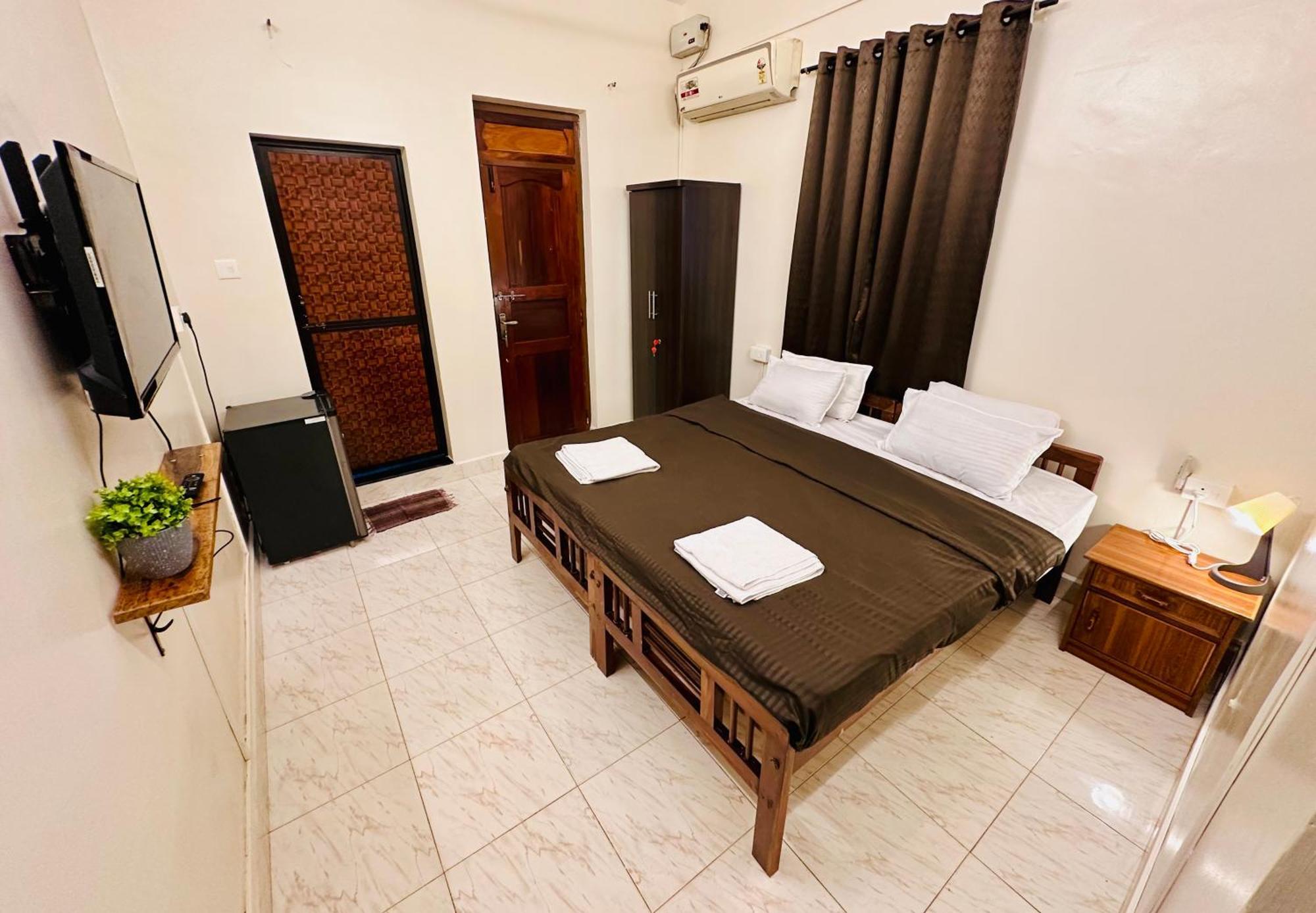 Caroline Guest House 03 Benaulim Exterior foto
